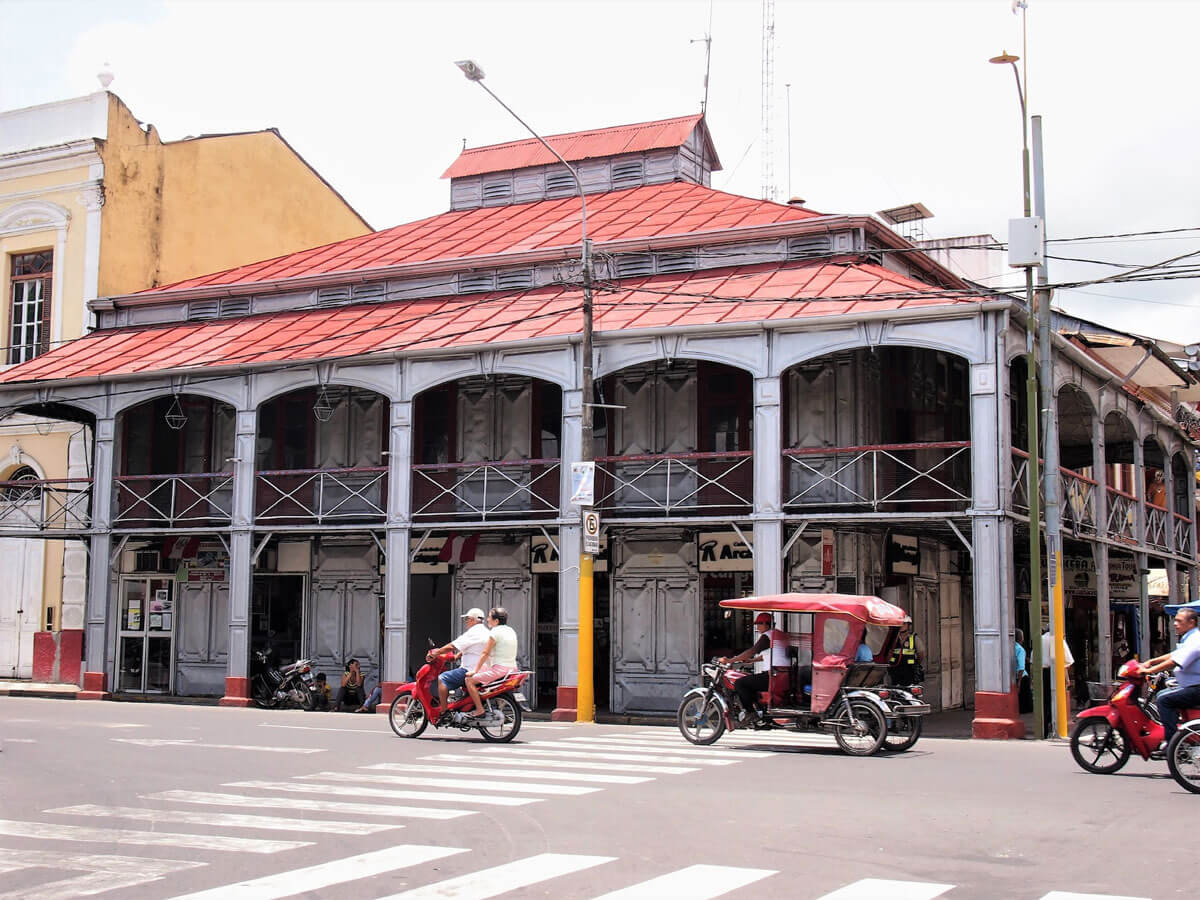 Scooters in Iquitos