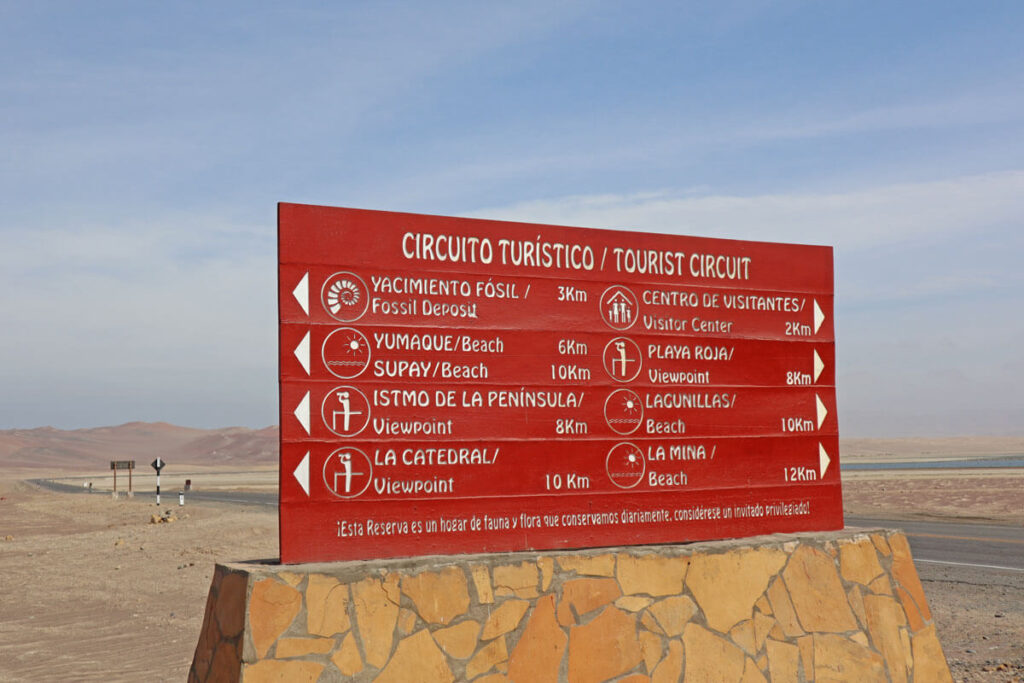 Routebord in Paracas