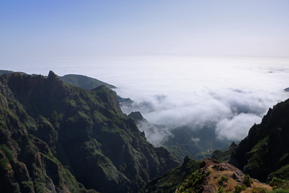 Wolken nabij Pico do Areeiro