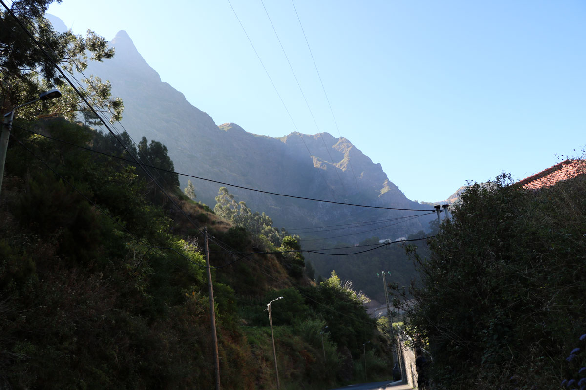 In de Nonnenvallei Madeira vanuit Curral das Freiras