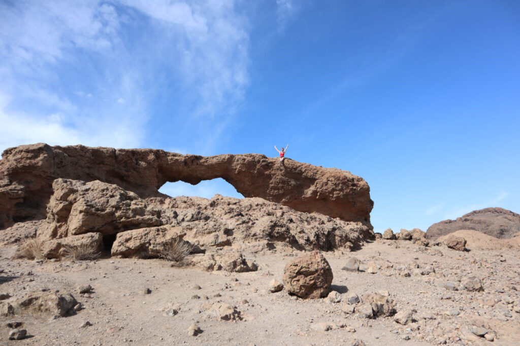 Zittend op Ventana del Nublo