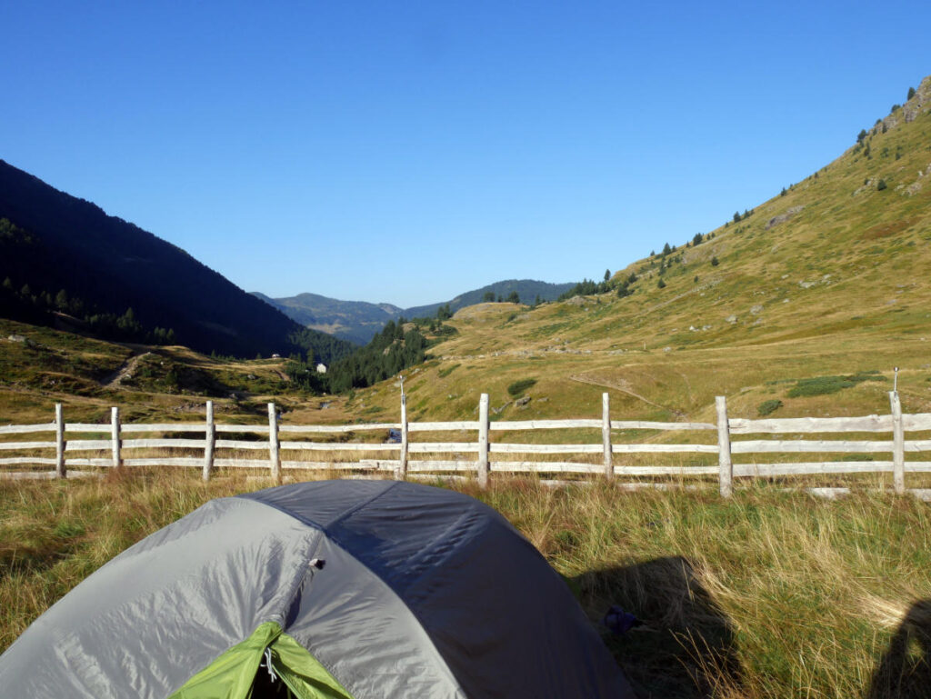 Tentje in Doberdol tijdens Balkan Trail