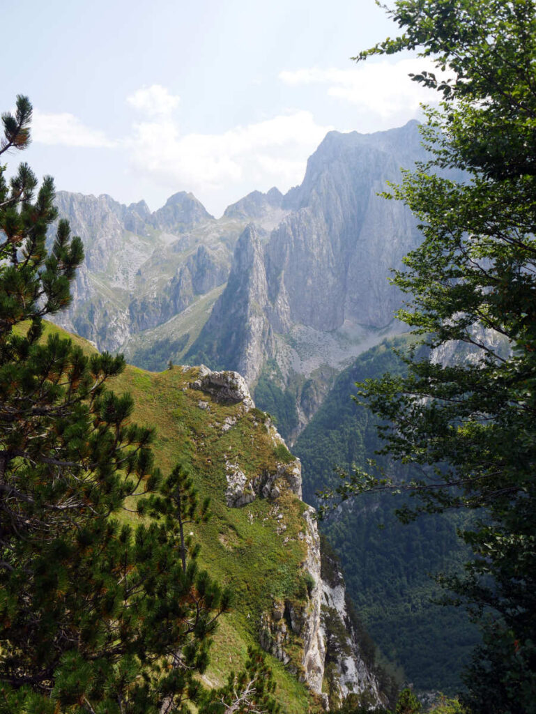 Klif tijdens Balkan trail